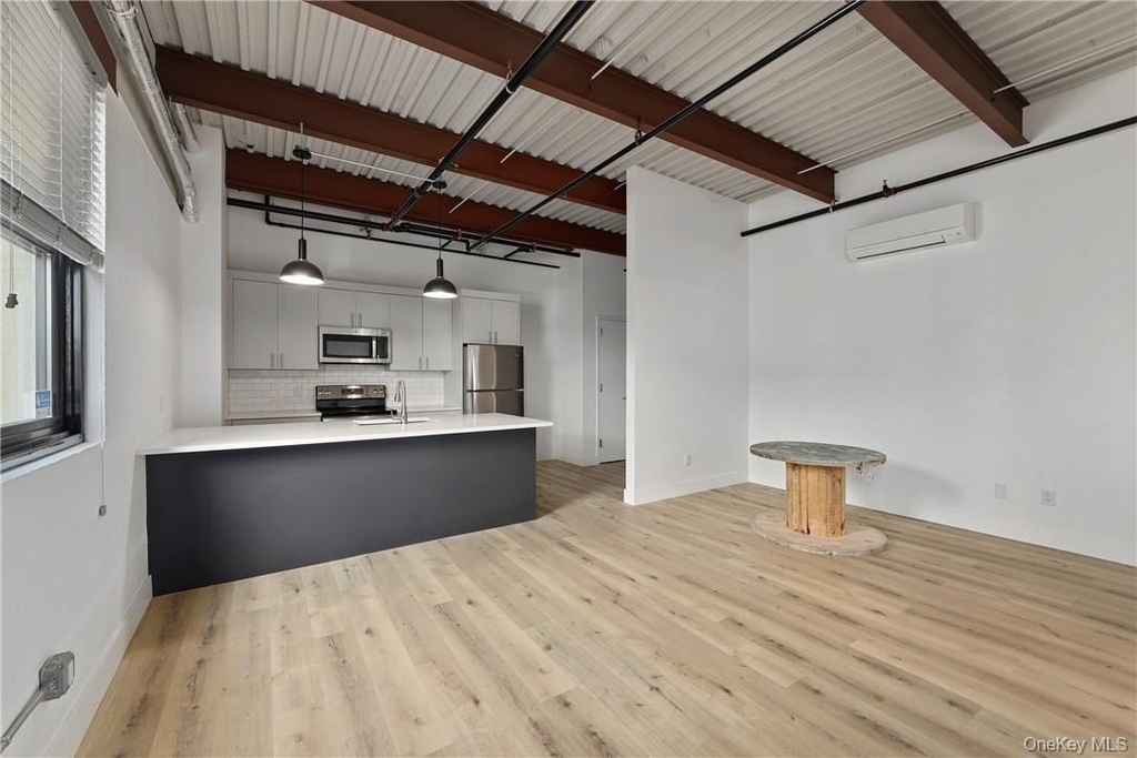 189 N Main Street - Photo 5