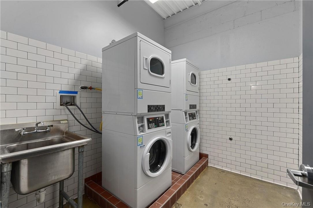 189 N Main Street - Photo 8