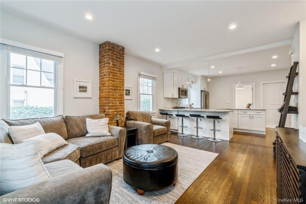 338 Palmer Avenue - Photo 1
