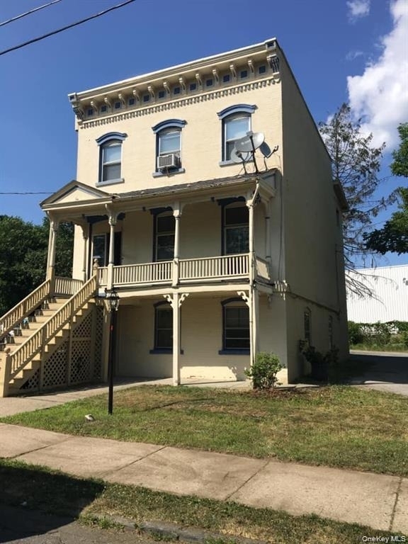 13 Benton Avenue - Photo 0