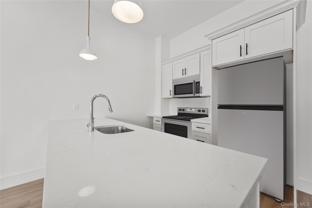 48 North Street - Photo 5