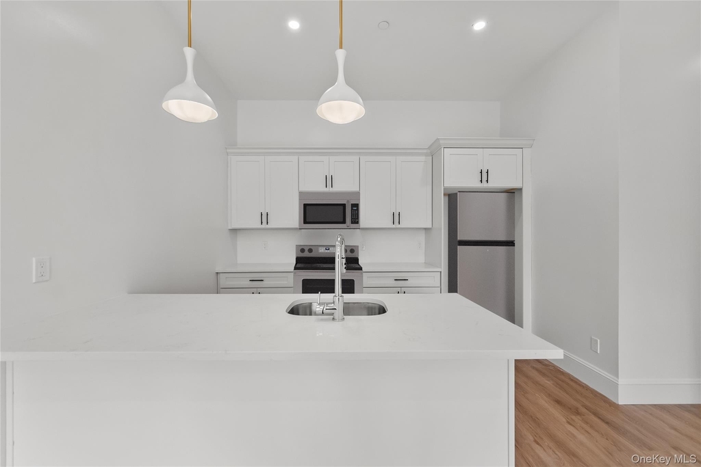 48 North Street - Photo 4