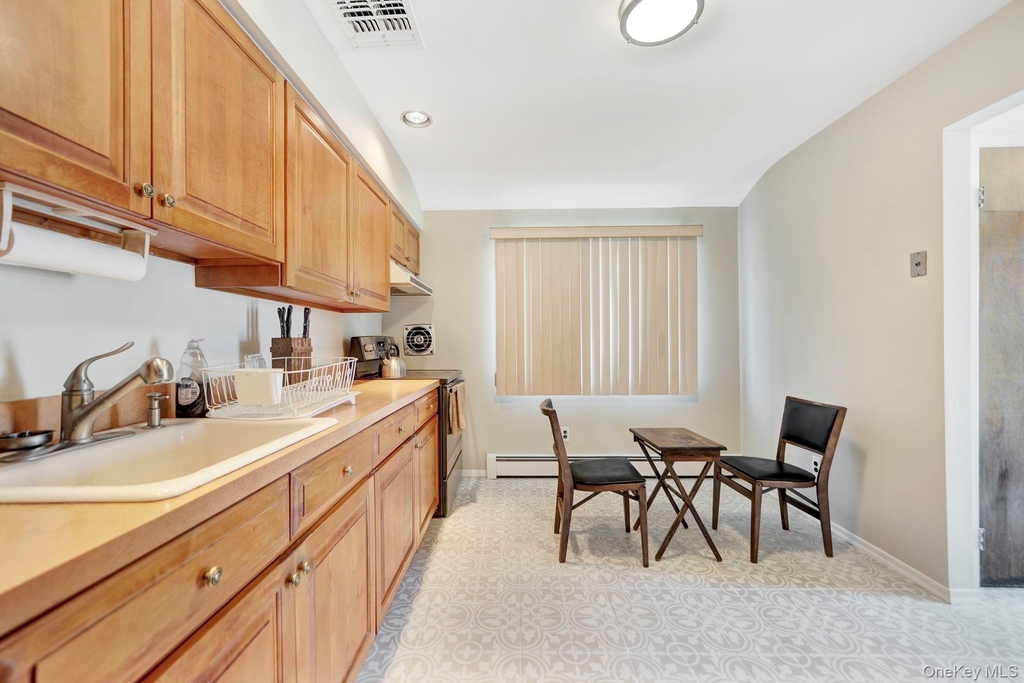 40 Lowell Street - Photo 10