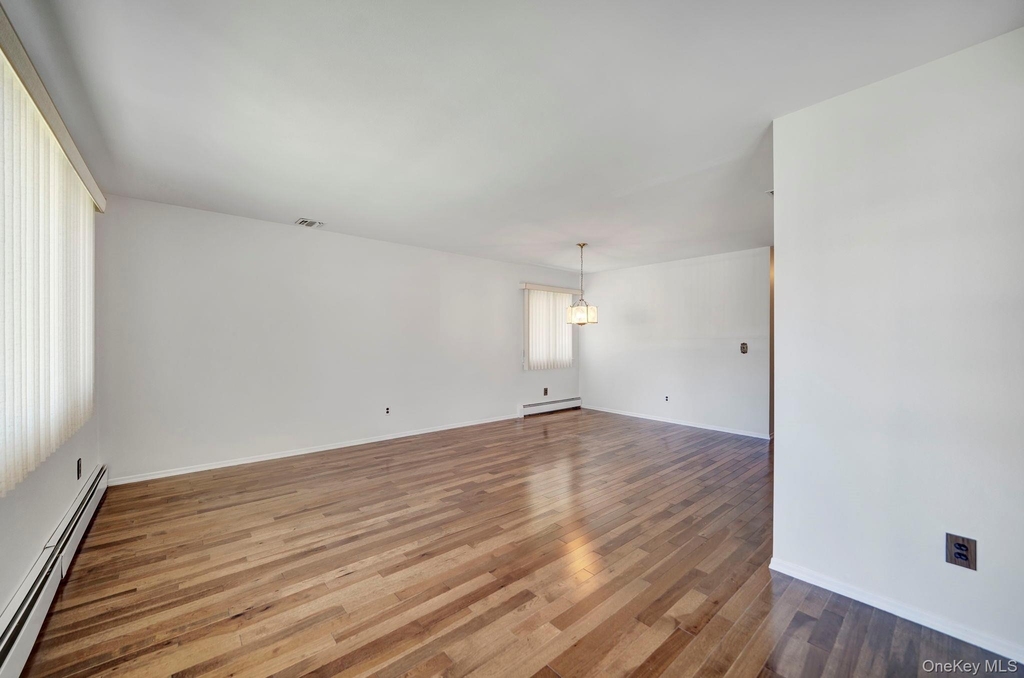 40 Lowell Street - Photo 2