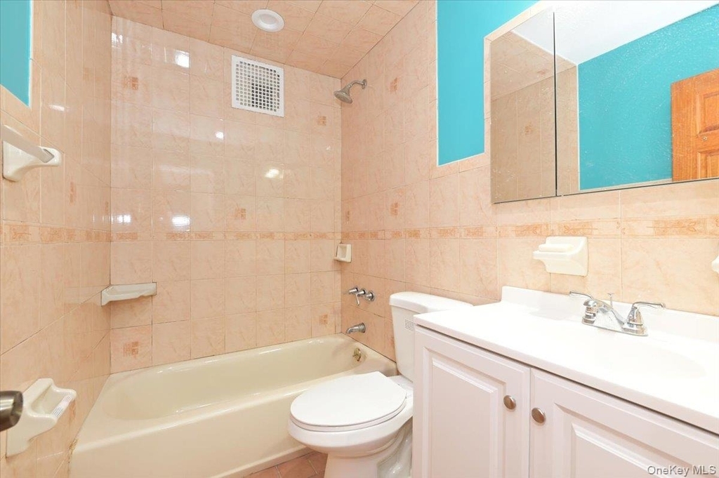 8957 Gold Road - Photo 17