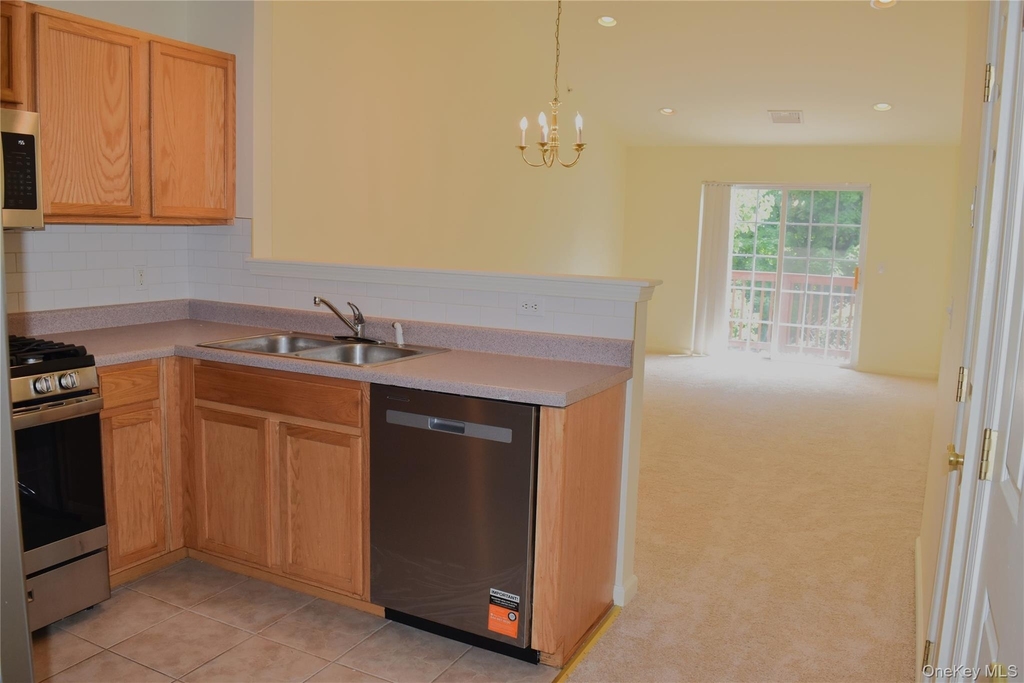 1165 Maggie Road - Photo 5