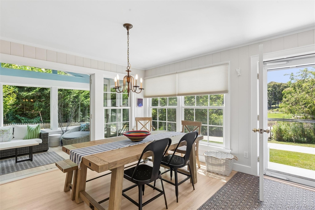 570 Hippodrome Drive - Photo 5