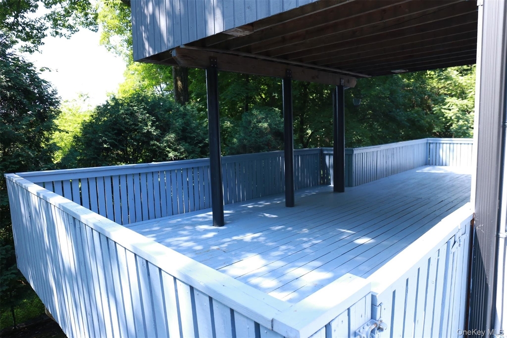 132 Woodland Drive - Photo 9