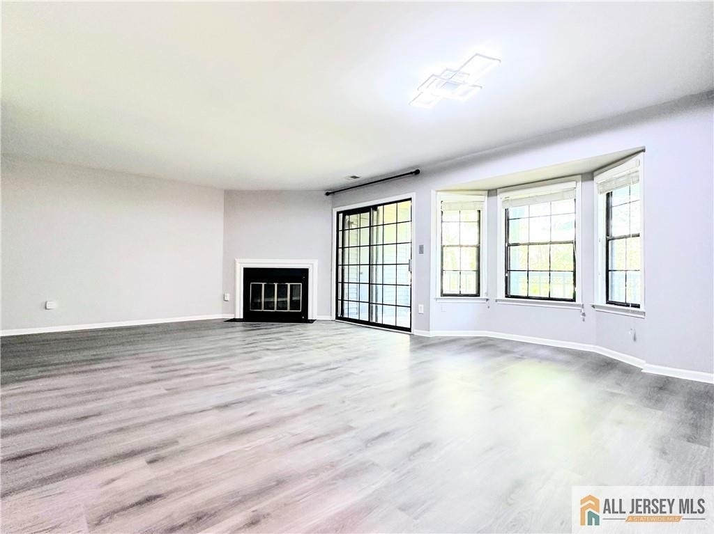 1211 Woodhaven Drive - Photo 2