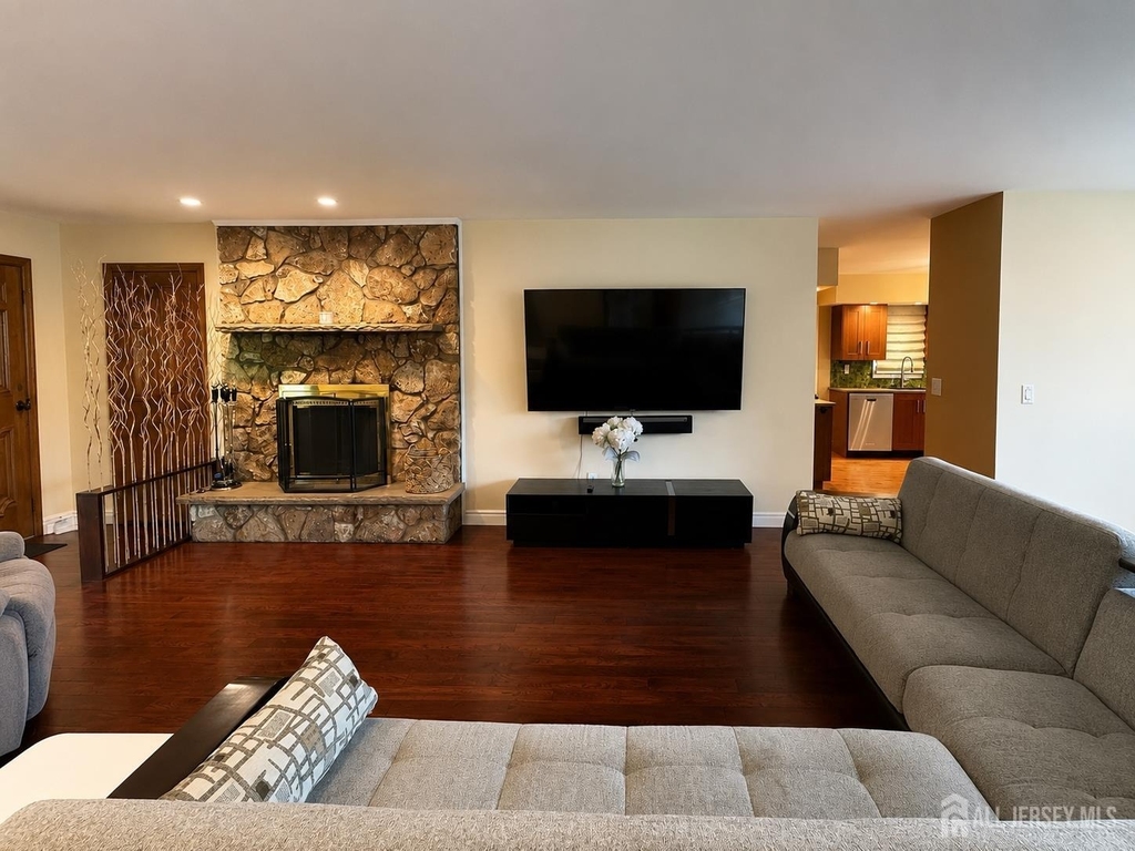 41 Harrison Street - Photo 4