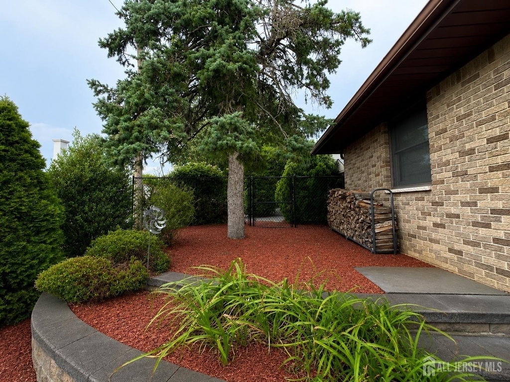 41 Harrison Street - Photo 15