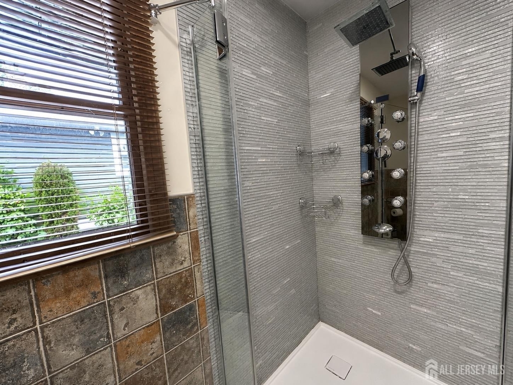 41 Harrison Street - Photo 9