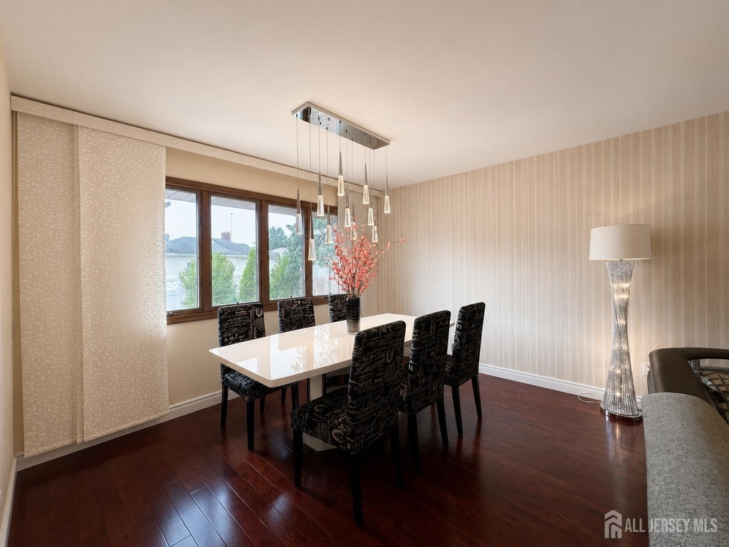 41 Harrison Street - Photo 3