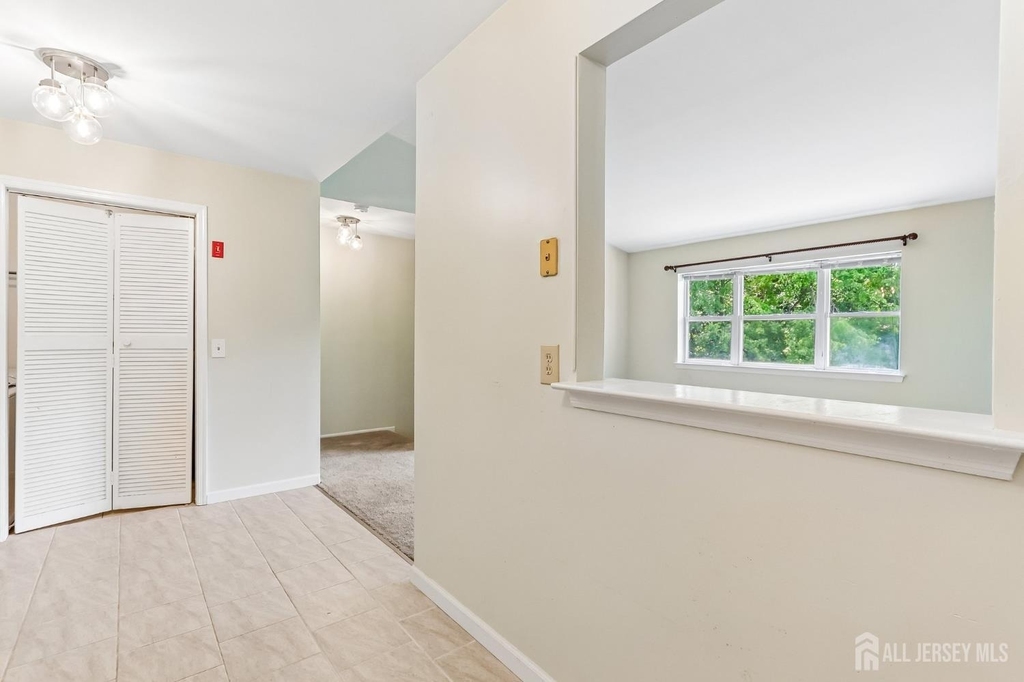 4 Chelsea Drive - Photo 4