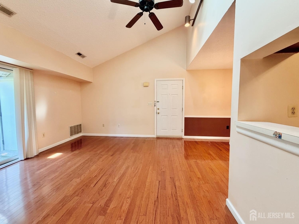 2310 Ravens Crest Drive - Photo 4