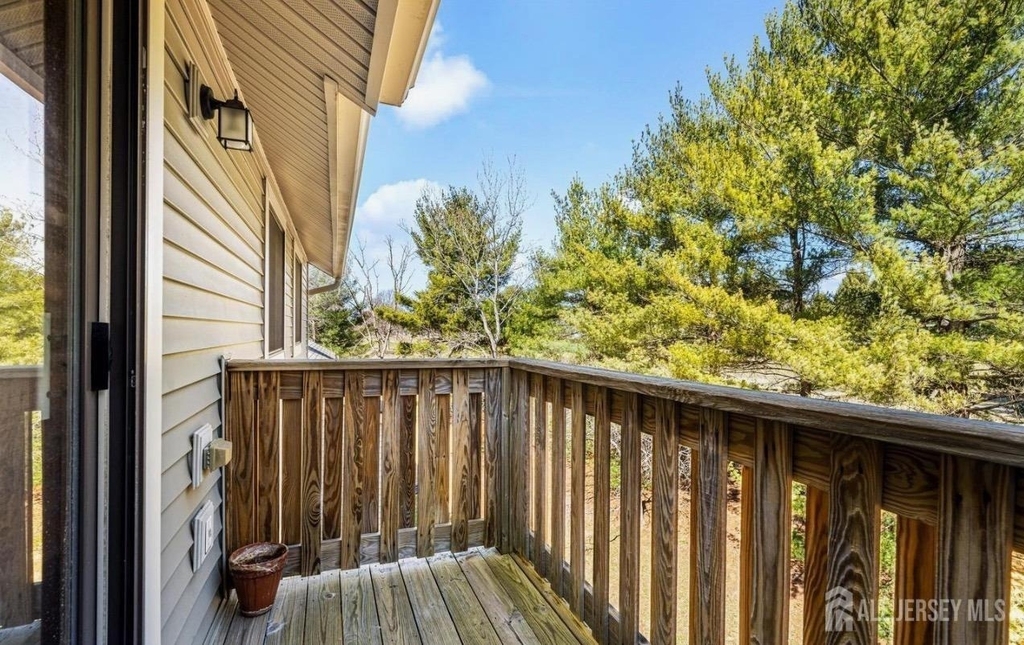 2310 Ravens Crest Drive - Photo 23