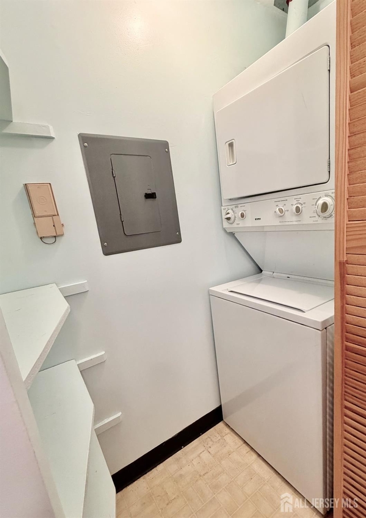 2310 Ravens Crest Drive - Photo 17