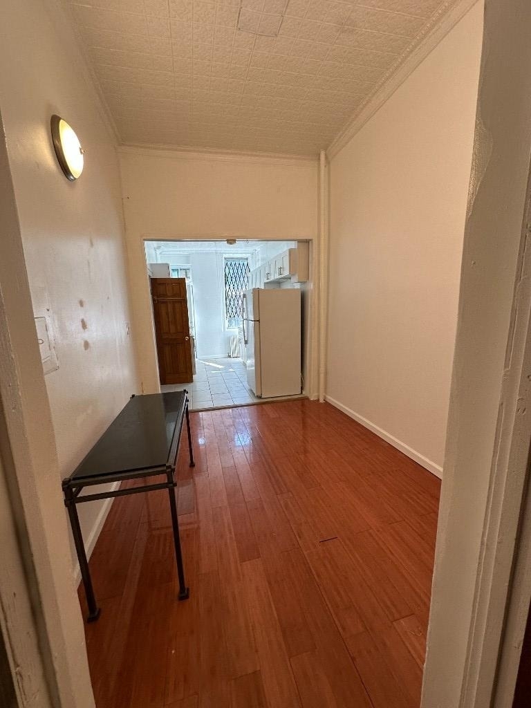 223 Van Brunt Street - Photo 2
