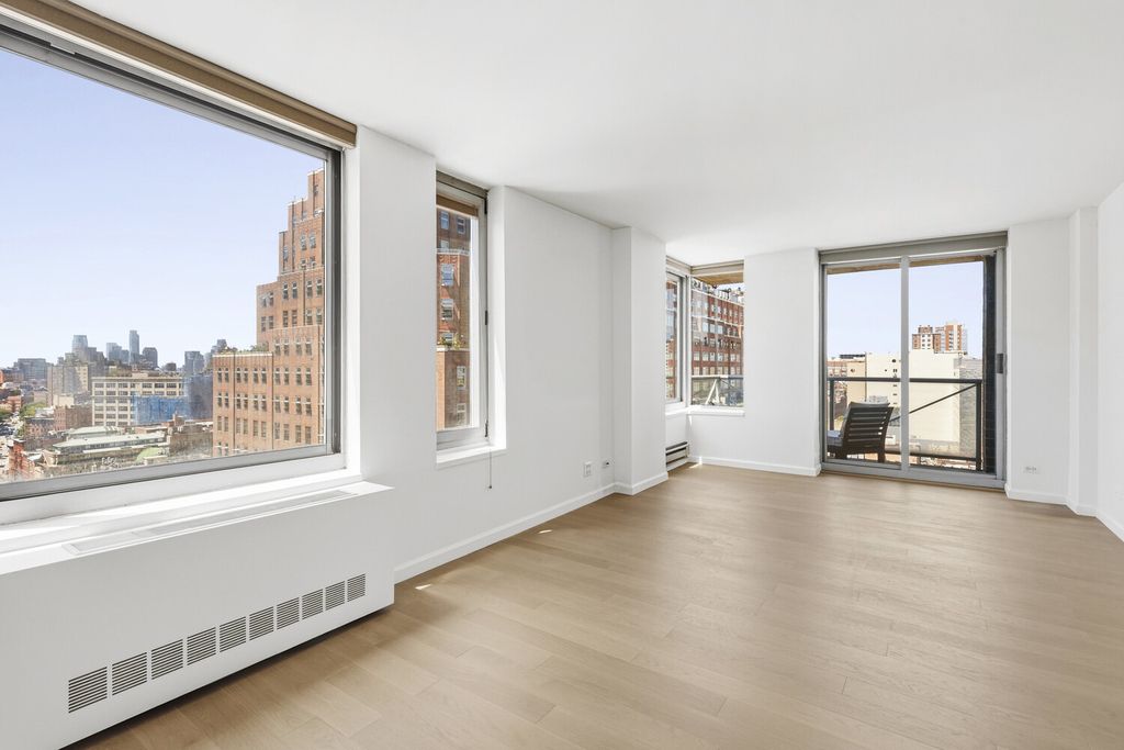 270 W 17th Street - Photo 1