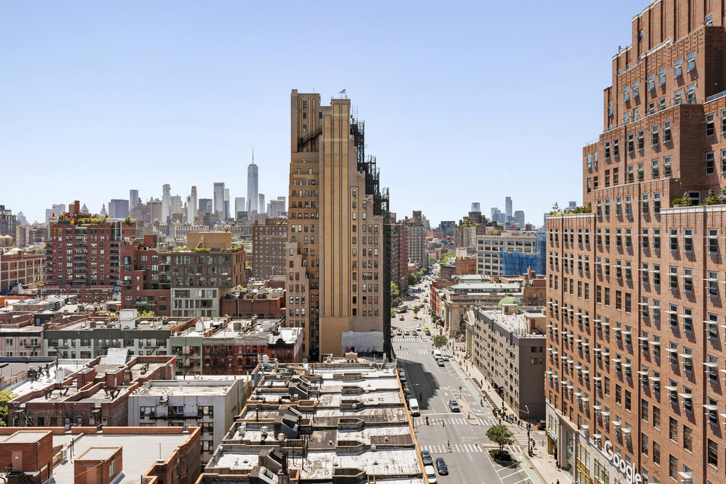 270 W 17th Street - Photo 2