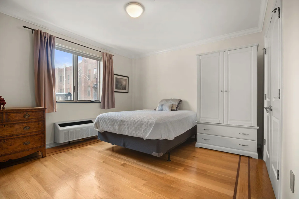 23 E 128th Street - Photo 4