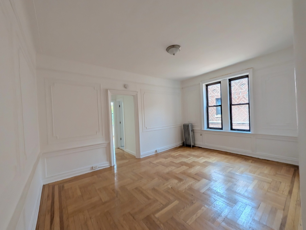 363 Ocean Parkway - Photo 2