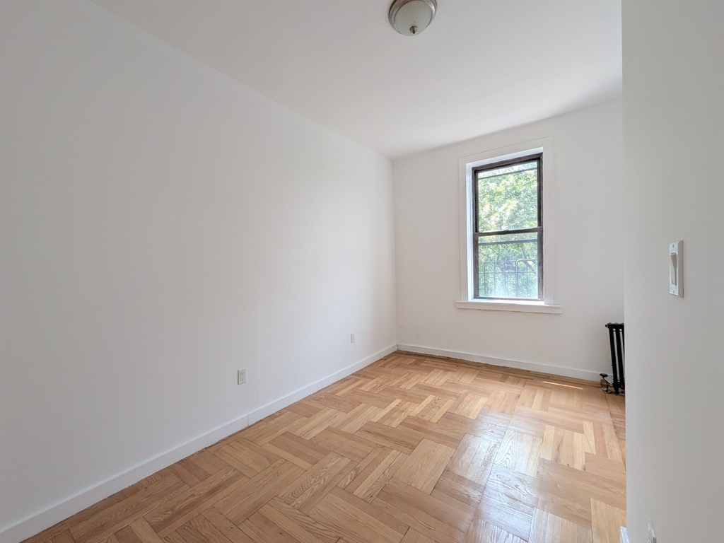363 Ocean Parkway - Photo 5