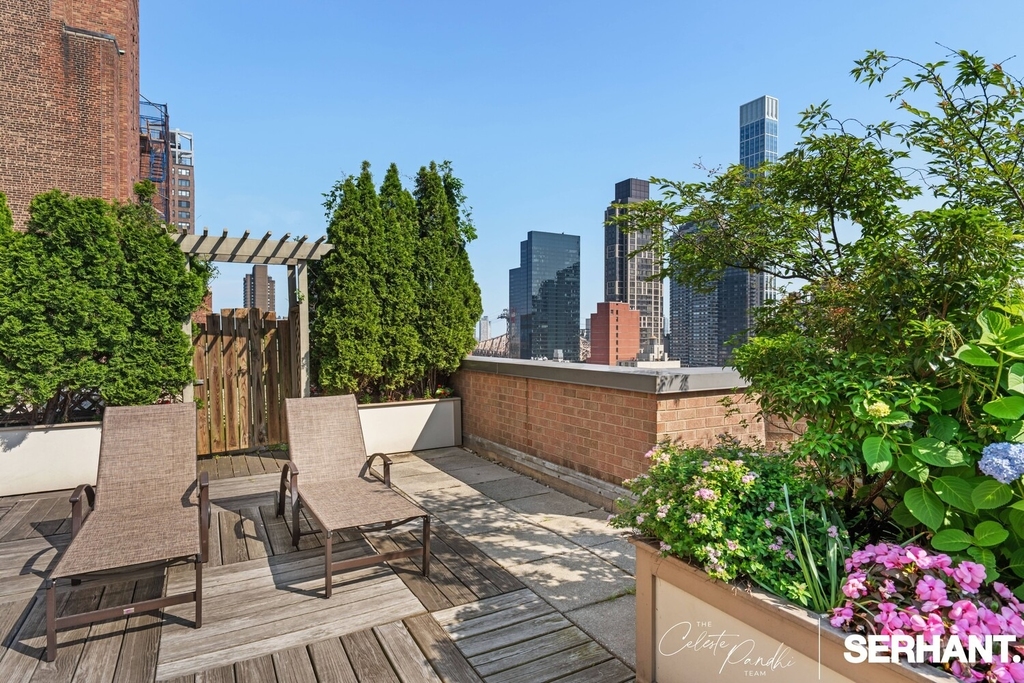 301 E 63rd Street - Photo 11