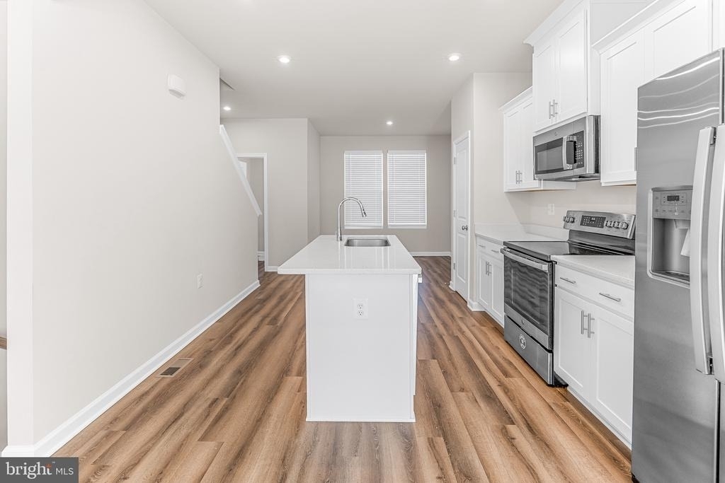 62 Coolidge Avenue - Photo 7