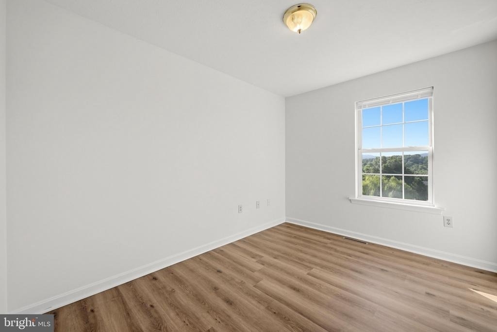 1183 River Bend Court - Photo 23