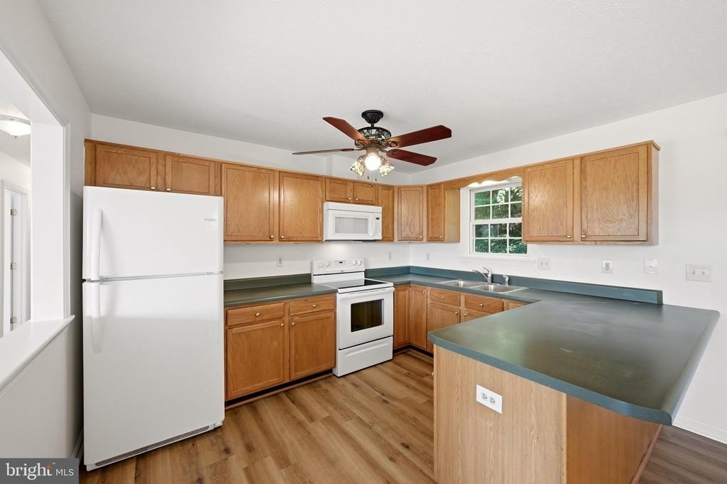 1183 River Bend Court - Photo 18