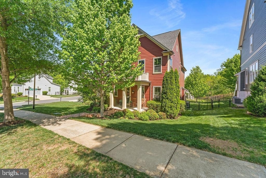 17243 Miss Packard Court - Photo 4