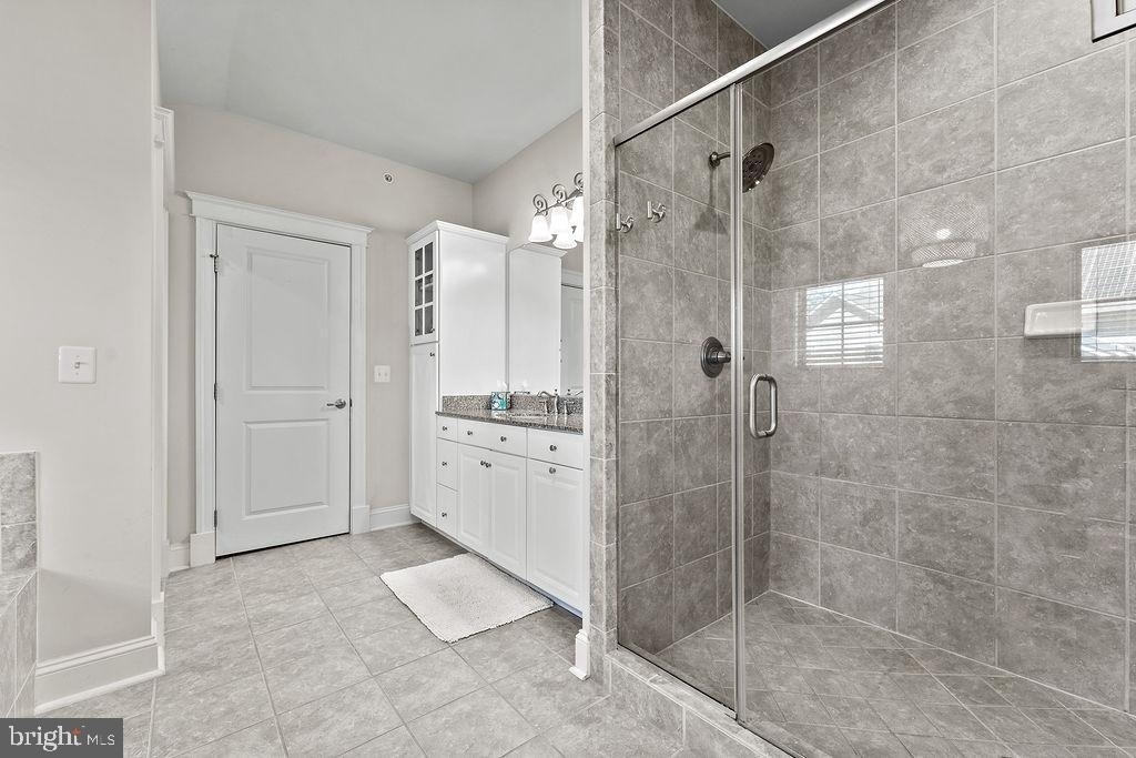 17243 Miss Packard Court - Photo 69