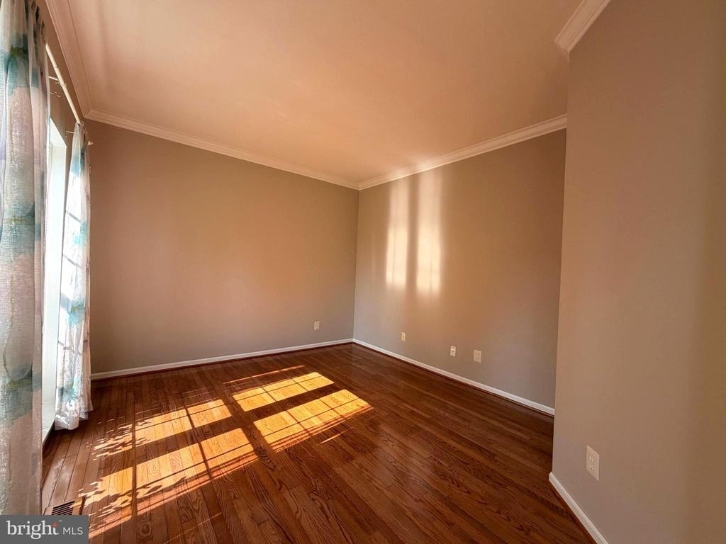 10214 Moss Tower Place - Photo 15