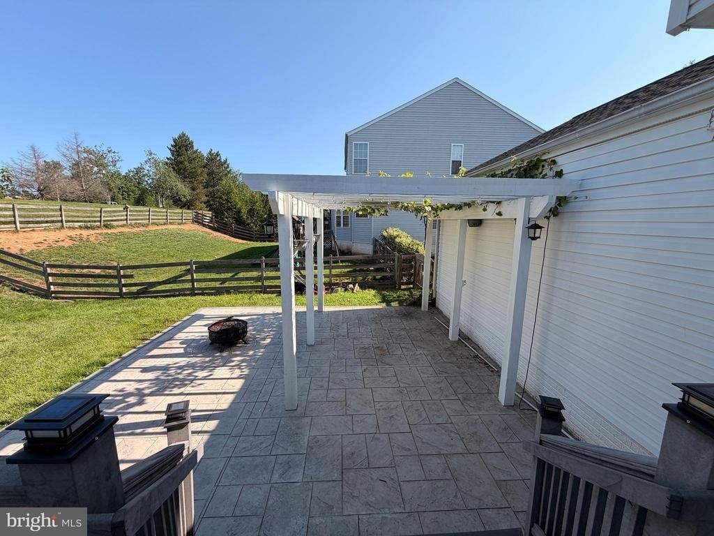 10214 Moss Tower Place - Photo 8