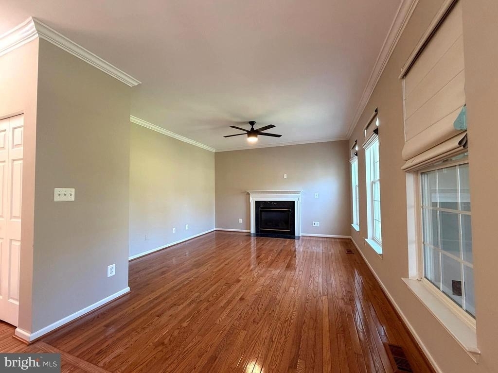 10214 Moss Tower Place - Photo 14