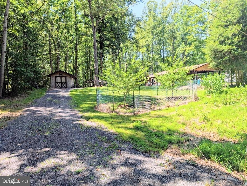 6997 Gilbeth Road - Photo 38