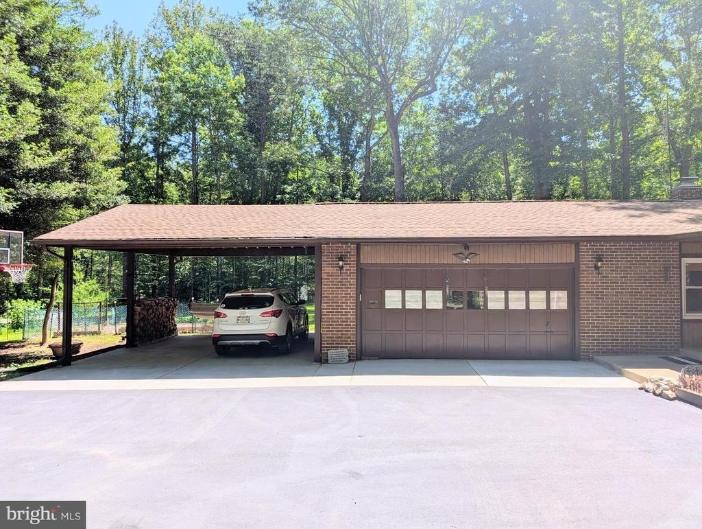 6997 Gilbeth Road - Photo 6