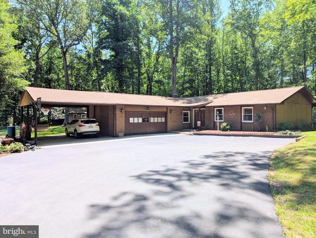 6997 Gilbeth Road - Photo 0