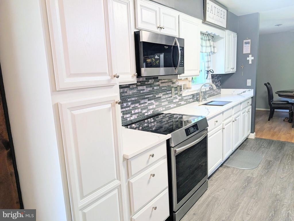 6997 Gilbeth Road - Photo 13