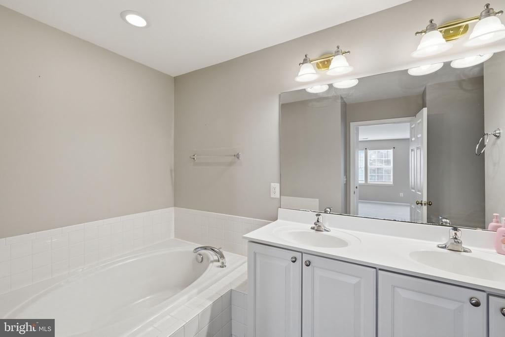 6008 Preswell Court - Photo 22