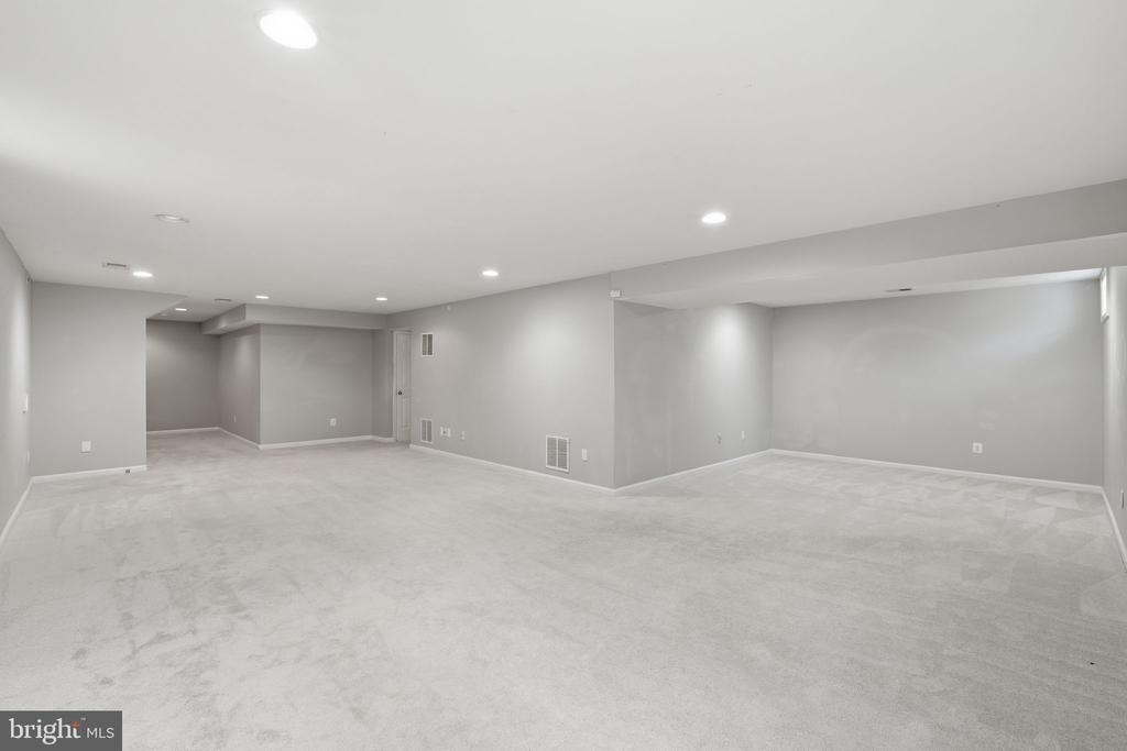 6008 Preswell Court - Photo 16