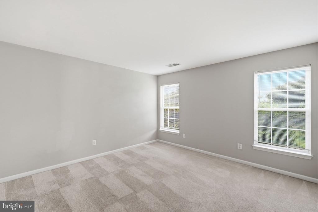 6008 Preswell Court - Photo 9