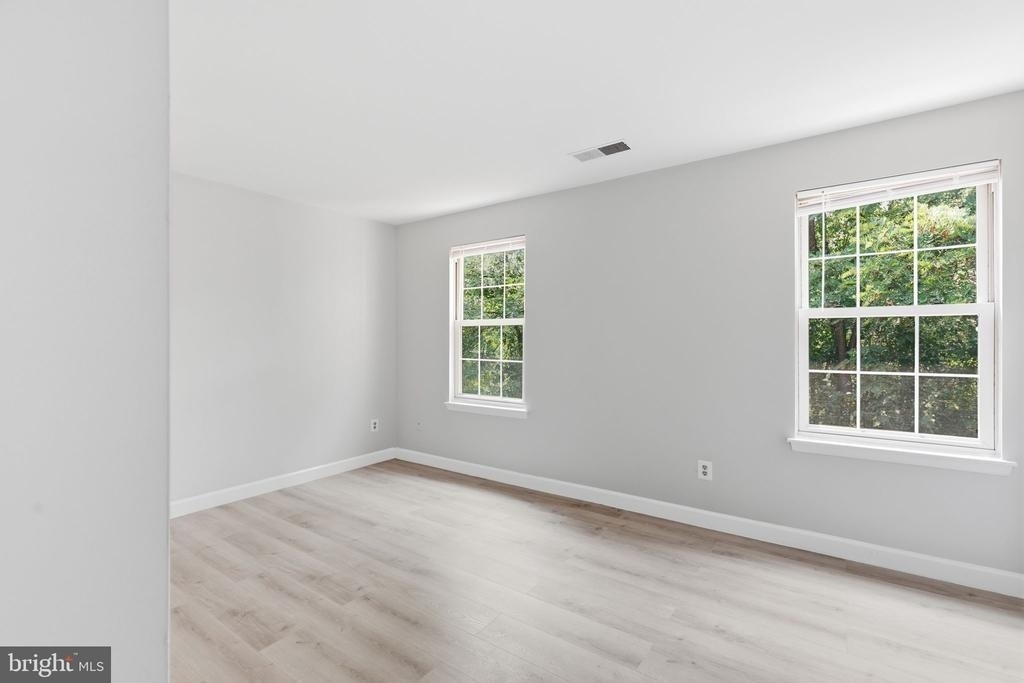 1921 Winslow Court - Photo 20