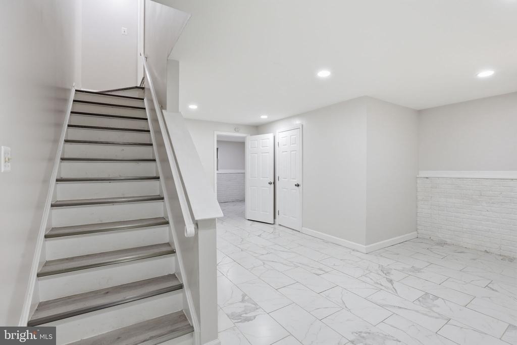 1921 Winslow Court - Photo 13