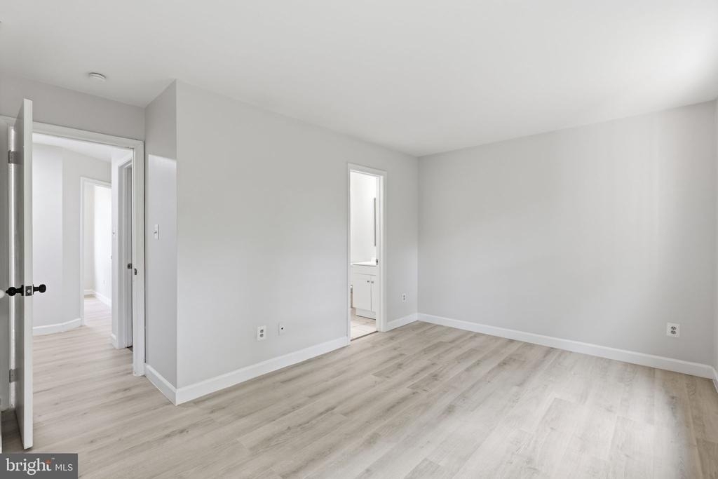 1921 Winslow Court - Photo 21