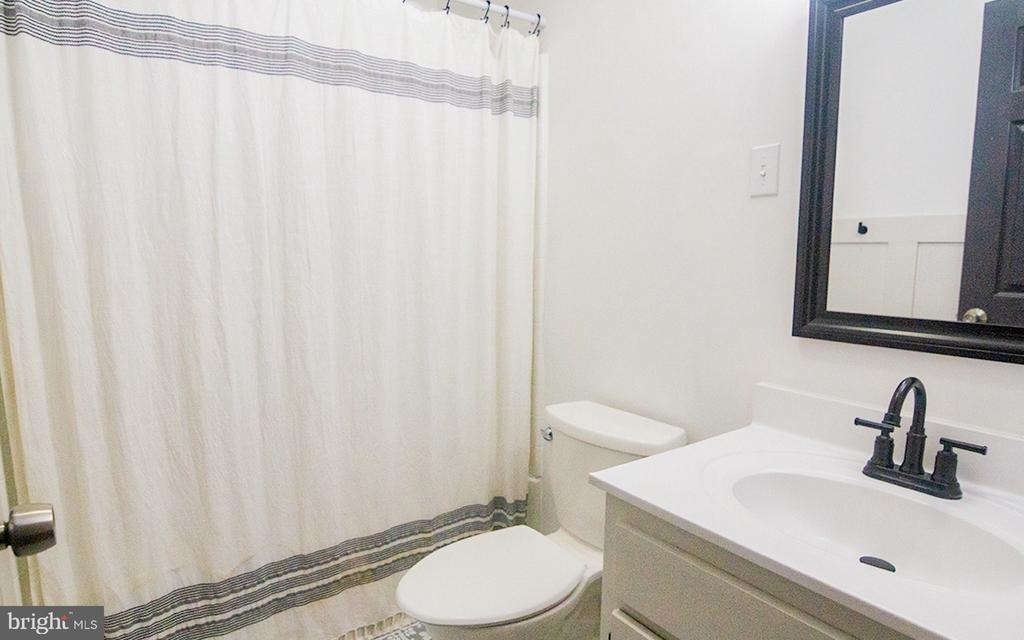 207 Madison Circle - Photo 13