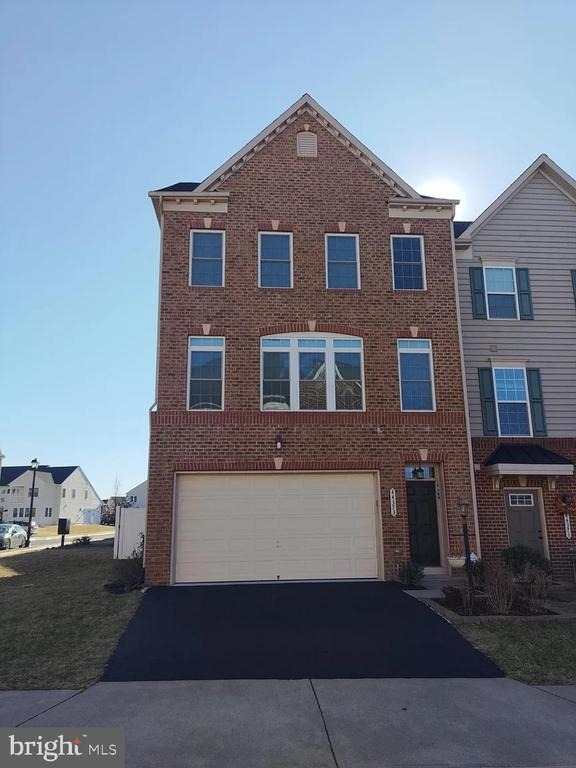 44373 Foxthom Terrace - Photo 0
