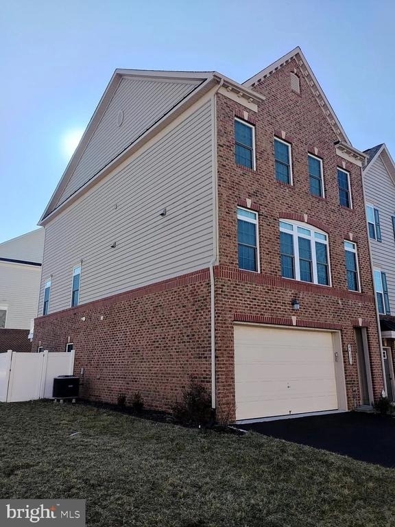 44373 Foxthom Terrace - Photo 3