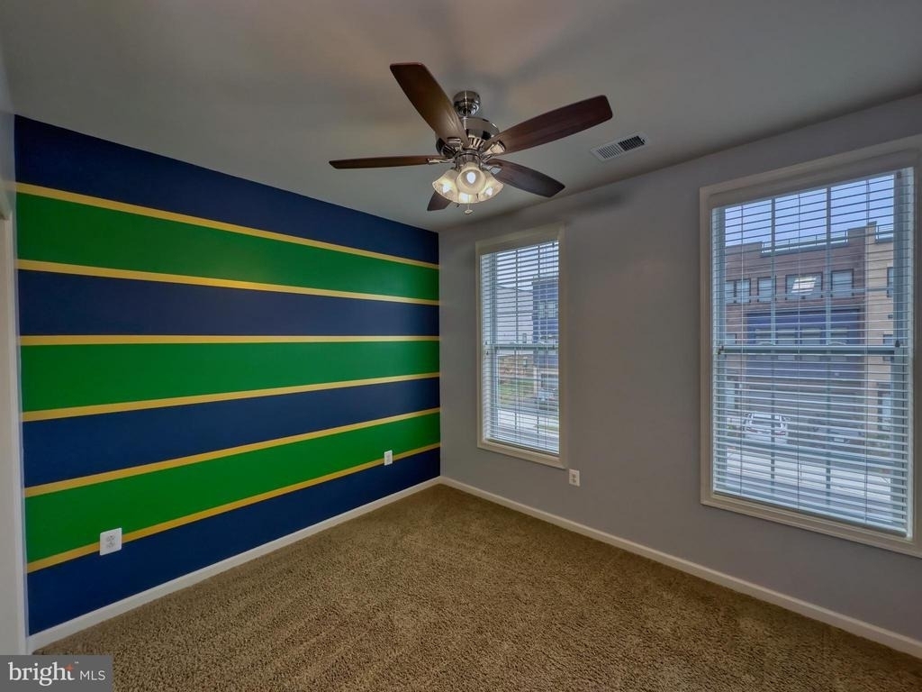 23542 Buckland Farm Terrace - Photo 16